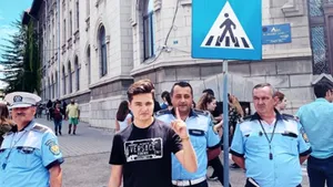Bacalaureatul le-a dat bătăi de cap unora dintre elevi. Semnul de întrebare ridicat de vloggerul Selly despre subiectele la limba română. „Nu se învaţă la şcoală”