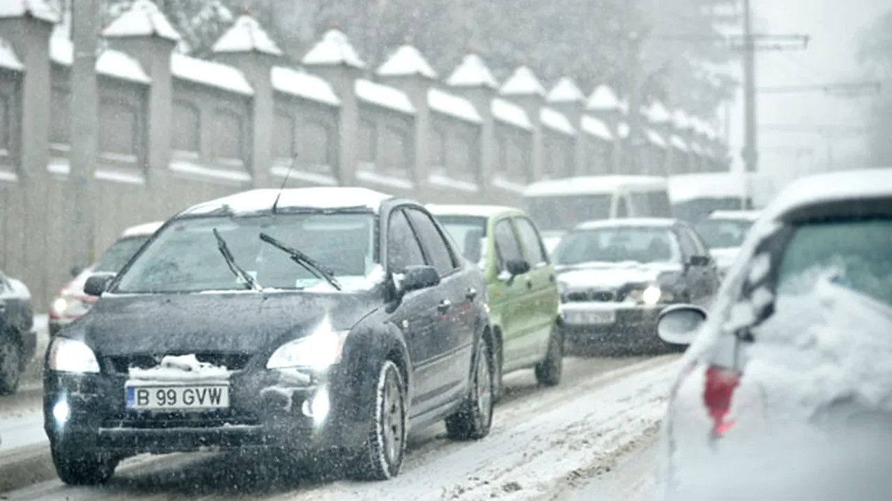 GALERIE FOTO: Ninsoarea a îngreunat traficul pe majoritatea arterelor din Capitală