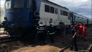 Incendiu la locomotiva unui tren de persoane 