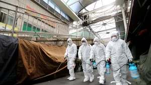 Un val de infecţii respiratorii în China. Spitalele sunt pline cu copii infectaţi