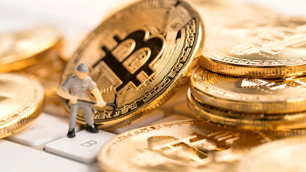  Bitcoin este în cădere liberă. Piaţa de criptomonede a scăzut cu peste 10 miliarde de dolari într-o singură zi