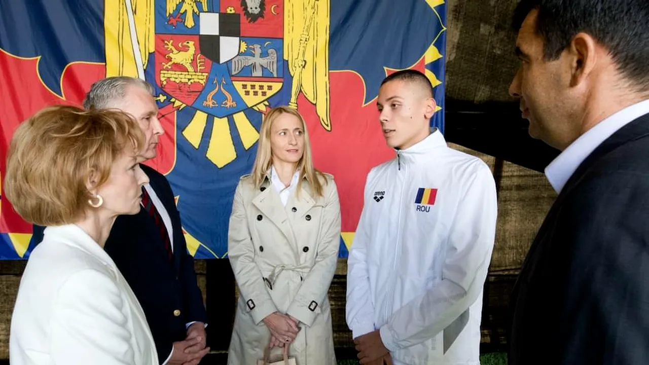 David Popovici şi colegii săi primiţi la Palatul Elisabeta
