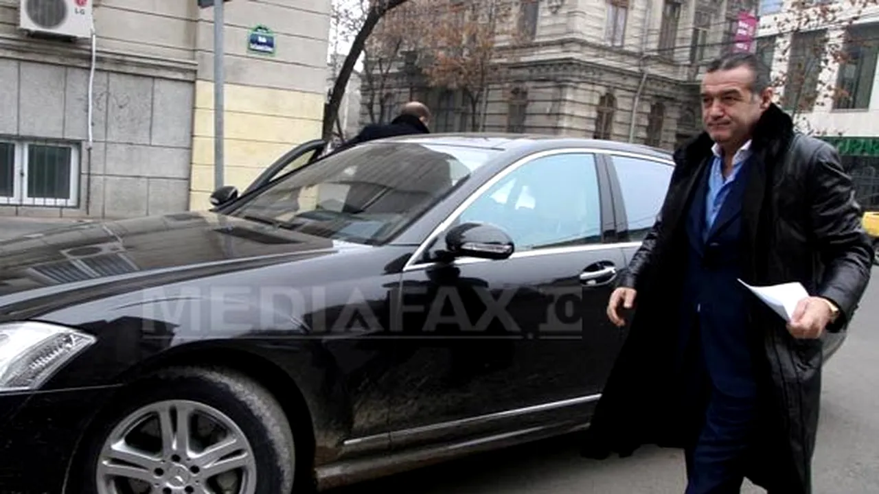 Becali, citat în 25 iunie să dea declaraţie în dosarul sechestrării celor care i-au furat maşina