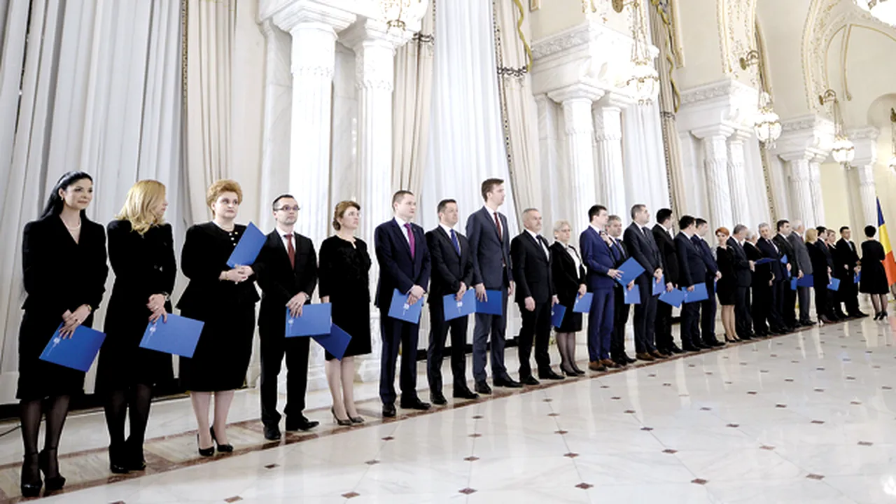 Mai mulţi BANI pentru demnitari. Plafoanele pentru CHELTUIELILE de cazare pentru miniştri şi secretari de stat vor fi majorate