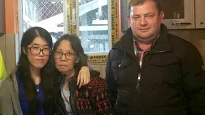 O tânără din Singapore şi mama ei, date dispărute în toată lumea după ce au plecat spre România, găsite în Olt - FOTO