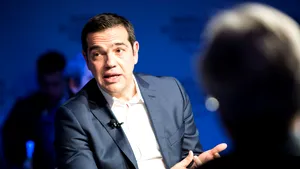 Alexis Tsipras l-a felicitat pe liderul opozitei, Mitsotakis, pentru victoria obţinută la alegerile din Grecia