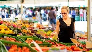Cum se justifică preţul mare de la raft al produselor bio? Explicaţii în detaliu ale unui agricultor