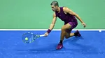 Alcaraz avansează în runda a patra a US Open, Rybakina elimină pe Răducanu
