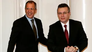 Lavrov nu a discutat cu Diaconescu despre Tezaurul românesc