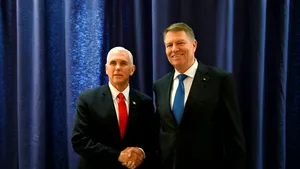 Klaus Iohannis s-a întâlnit la Munchen, cu vicepreşedintele SUA/ Mike Pence i-a mulţumit lui şefului statului pentru recunoaşterea preşedintelui interimar al Venezuelei
