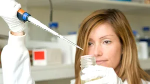 Cursă strânsă pentru vaccinul anti Covid. Johnson & Johnson anunţă cel mai mare studiu clinic
