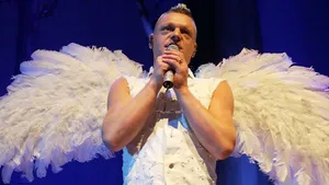 Erasure pregăteşte un nou album