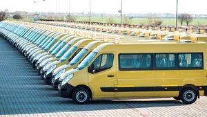 Microbuze şcolare electrice pentru transportul elevilor din Galaţi 