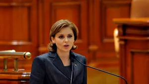 Romanian Lawmakers Allow Govt To Pass Decrees During Parliament Recess