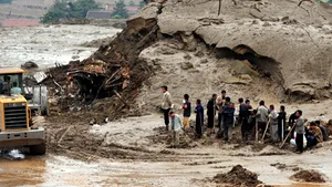 Cel puţin 34 de persoane au murit în China, în urma prăbuşirii unor stânci