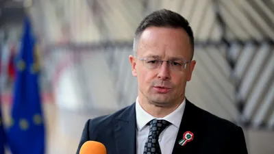 EXTERNE Ministrul ungar de Externe admite că l-a sunat pe omologul rus în timpul unor reuniuni ale UE