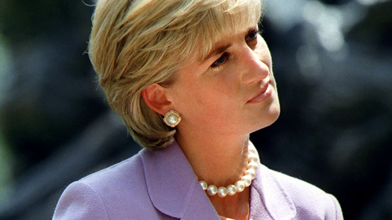 Statul francez va plăti 5.000 de euro pentru amânarea anchetei în cazul morţii prinţesei Diana