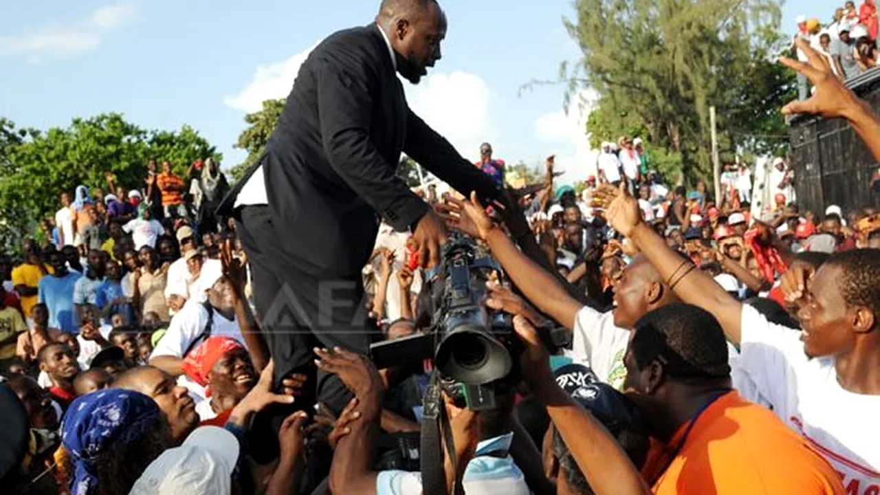 Wyclef Jean şi-a depus candidatura la preşedinţia statului Haiti