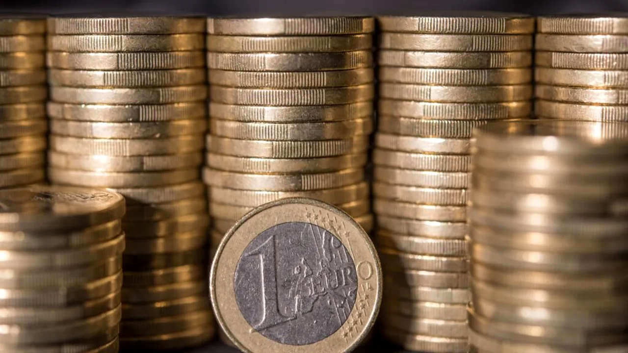Datoria scumpă. De ce Italia, una dintre cele mai îndatorate țări din Europa, se împrumută mai ieftin decât România