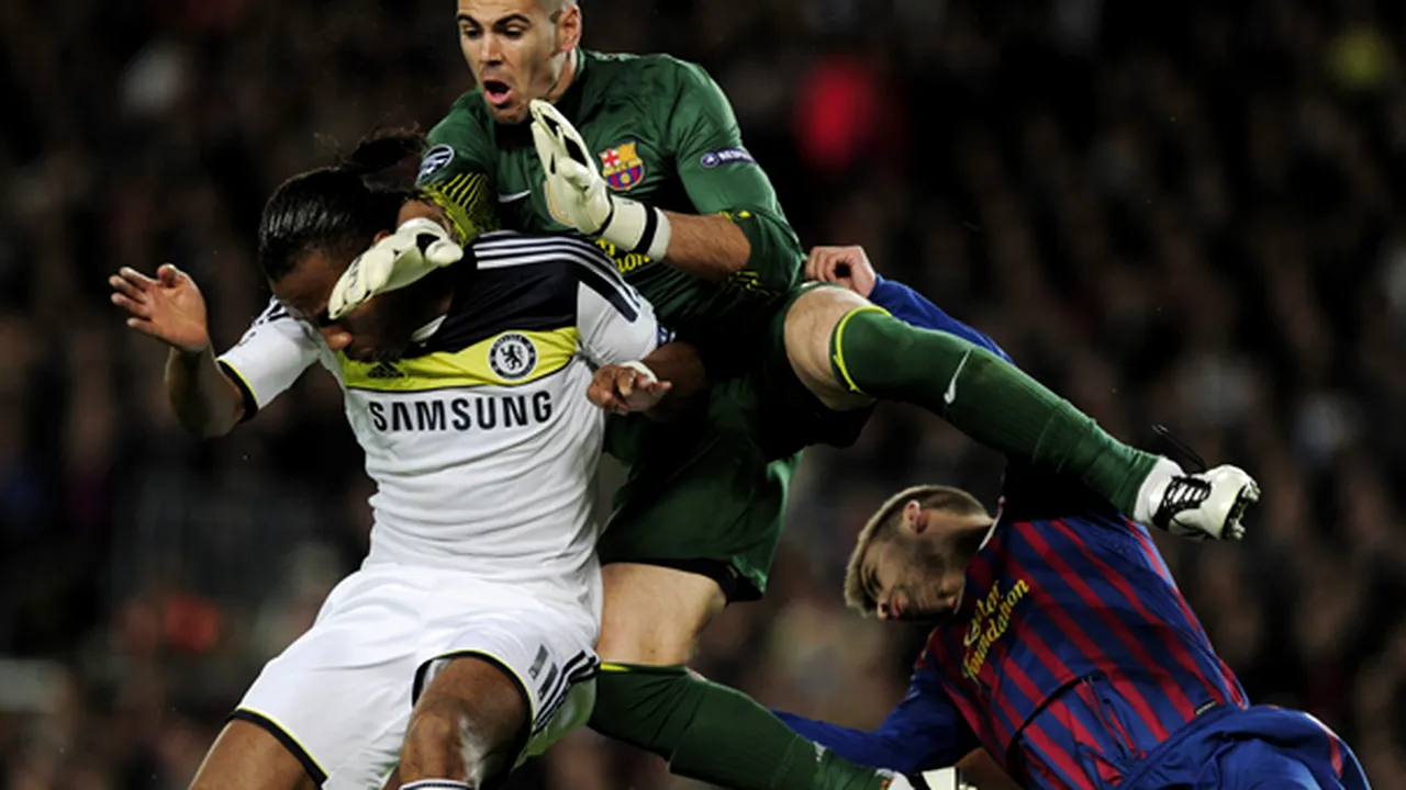 LIGA CAMPIONILOR: Pique, transportat la spital după ce s-a ciocnit cu Valdes - VIDEO