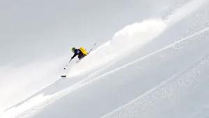 Doi tineri antreprenori reînvie un brand românesc din Epoca de Aur. Niciunui român iubitor de munte nu-i lipsea acest accesoriu, înainte de Revoluţie