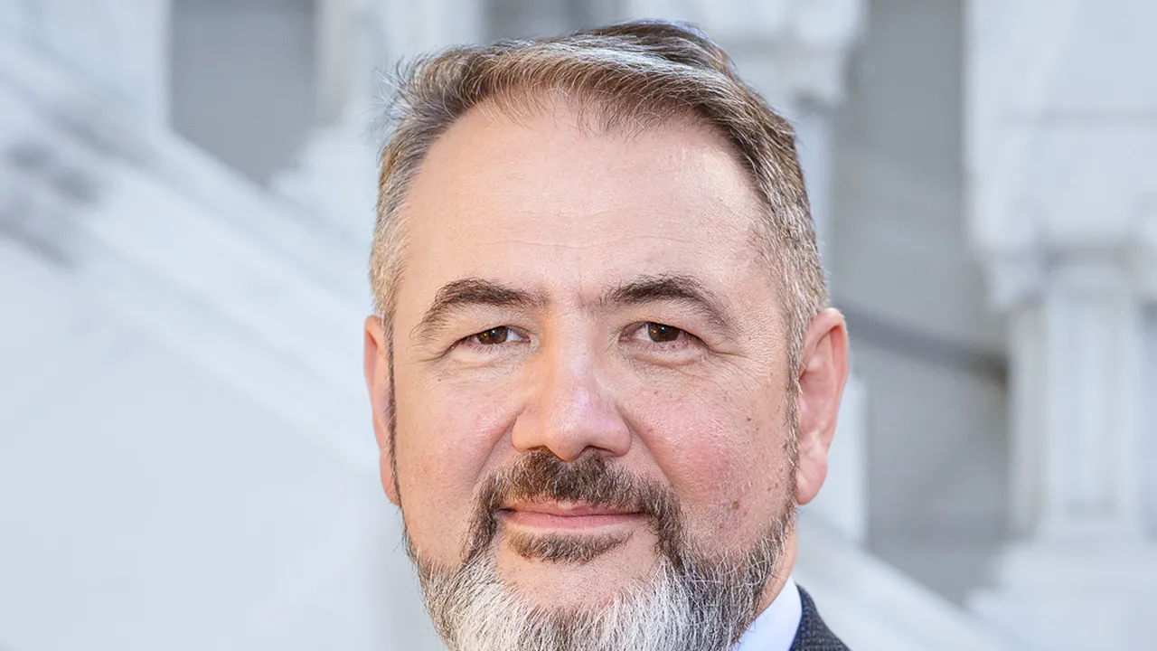 Consilier prezidențial despre interzicerea rețelelor sociale pentru copii: Să mergem pe partea de prevenție. Să le dăm filtrul necesar pentru a naviga cu discernământ