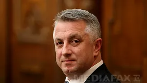 Ministrul Comunicaţiilor: Care ar fi problema pentru un om onest să îşi declare identitatea când cumpără o cartelă?