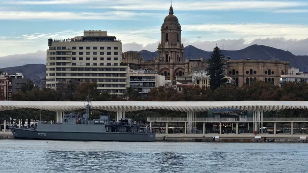 Vânătorul de mine M 270 „Sublocotenent Ion Ghiculescu” a sosit în portul militar Constanţa