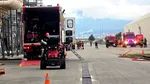 Incendiul de la fabrica din Brașov, sub control. Trei autospeciale sunt încă prezente la hala făcută scrum