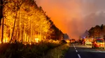 Ce este norul pyroCb, fenomenul rar care alimentează incendiile devastatoare din Franța