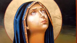 Izvorul Tămăduirii. Semnificaţia sărbătorii închinate Maicii Domnului. Agheasma Mică, tradiţii şi obiceiuri la creştin-ortodocşi