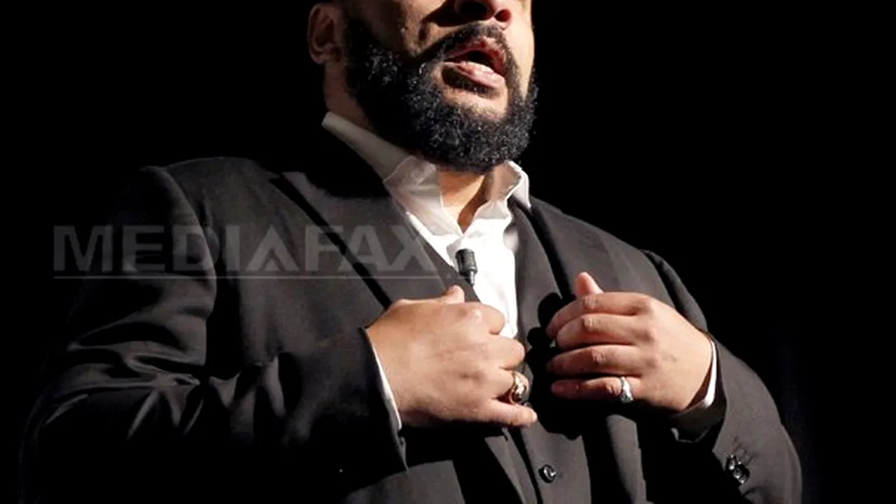 Controversatul umorist Dieudonné va candida în alegerile legislative franceze