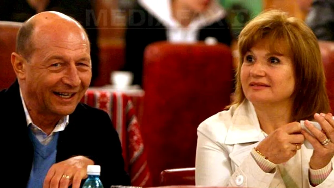 Băsescu: Eu trec prin criză ca şi furtunile când eram pe mare, cu fruntea sus şi nu cu capul plecat - VIDEO