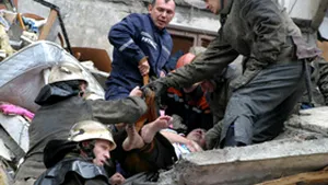 Explozia produsă în blocul de locuinţe din Ucraina, soldată cu 16 morţi şi 10 dispăruţi