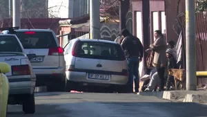 Încă un bărbat a fost reţinut în urma bătăii dintre două clanuri rivale din Tei-Toboc