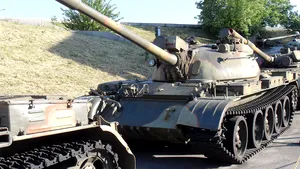 SUA vor transfera tancuri de fabricaţie sovietică către Ucraina 