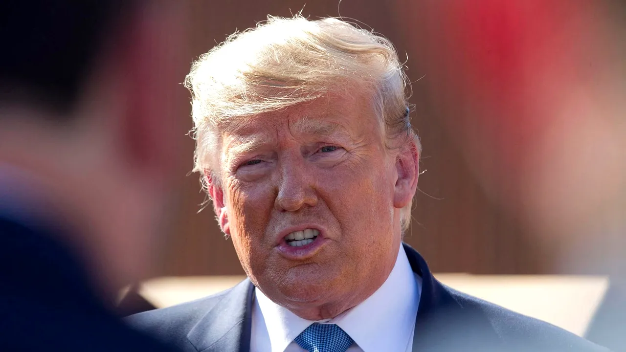 Ancheta privind demiterea lui Trump: Consilierul Casei Albe pentru relaţiile cu Rusia, demisie înaintea audierii din Camera Reprezentanţilor