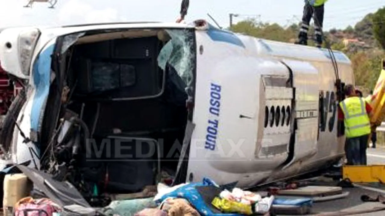 ACCIDENTUL DE AUTOCAR DIN FRANŢA:  Doisprezece din pasageri sunt din judeţul Suceava