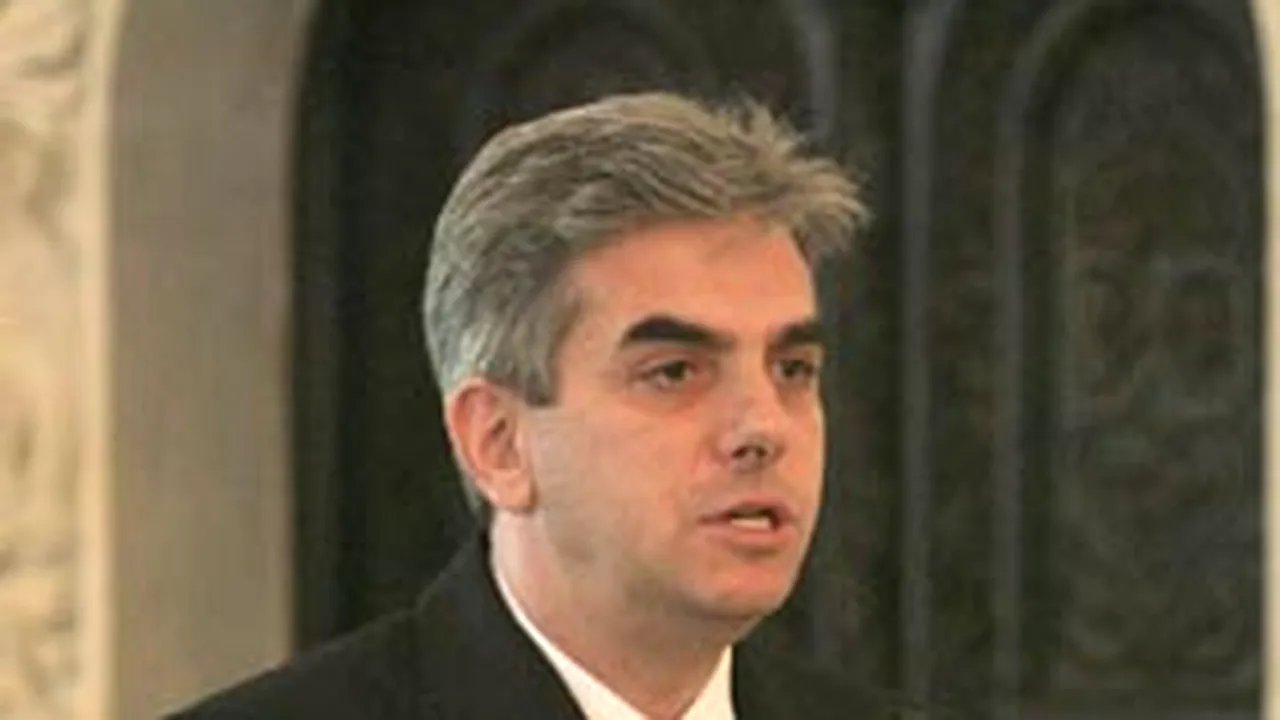 Nicolăescu:Bâlbâiala de la Elias s-a produs pentru că preşedintele s-a lăsat dus de unul şi de altul