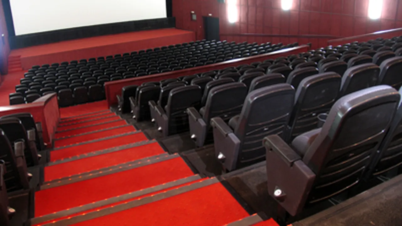 Filme 6D, la un cinematograf bucureştean