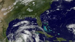 Zece morţi în America Centrală după trecerea furtunii tropicale Alex