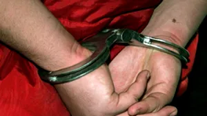 Crima de la coaforul din Iaşi: Bărbatul acuzat că şi-a ucis soţia şi apoi a încercat să se sinucidă, arestat