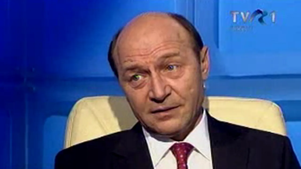 Băsescu: Tăriceanu crede că economia este să cumperi blugi şi Citroen şi să vinzi adăugând la preţ