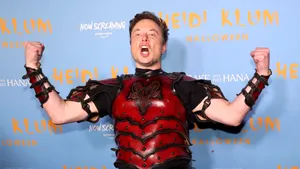 Elon Musk explică de ce a apelat la reducerea forţei de muncă de la Twitter
