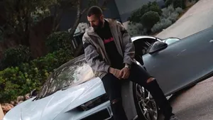 FOTO Ce maşini se află în garajul lui Karim Benzema. Ultima achiziţie a sportivului e un Bugatti Chiron Noire