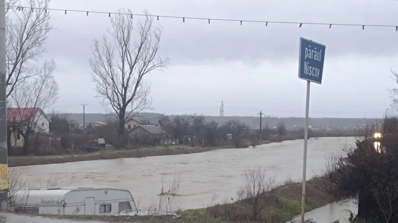 UPDATE: Avertizare hidrologică-cod roșu în județul Buzău. Se așteaptă depășiri ale cotelor de pericol pe un afluent al râului Buzău