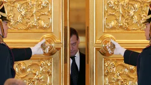 Dmitri Medvedev critică o Rusie 