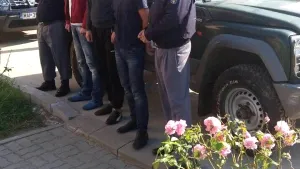 Patru migranţi, opriţi în timp ce intenţionau să intre ilegal în România din Serbia - FOTO