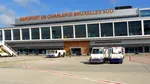 Zeci de zboruri anulate pe un aeroport folosit masiv de români