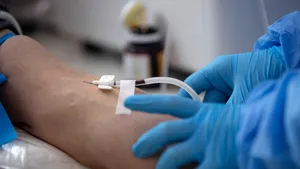 România are un nou tratament pentru Covid-19, dar nu are protocoale pentru a-l administra